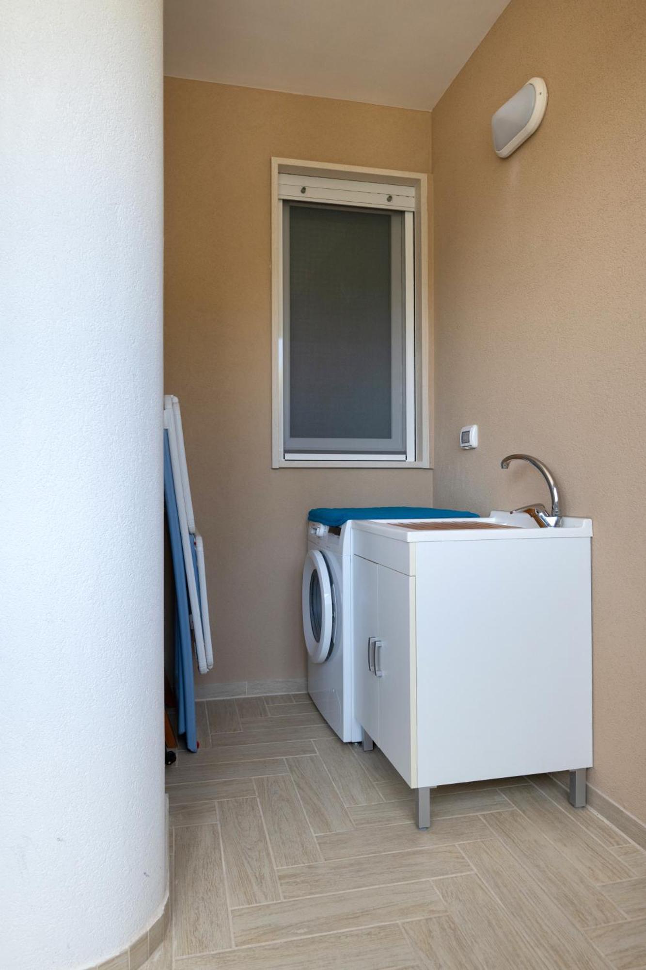 Monopoli Favolosa - Spacious 100Mq Apt. W/ Parking Exterior photo
